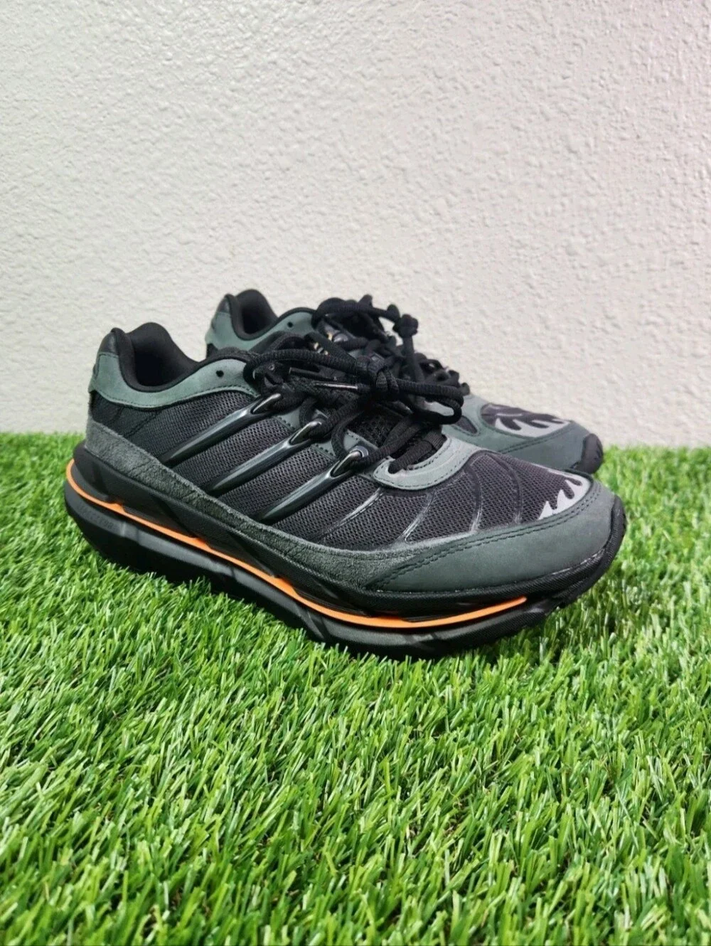 Adidas Adistar HRMY Carbon Black Crew Mens JQ8745 NEW Size Men 8.5